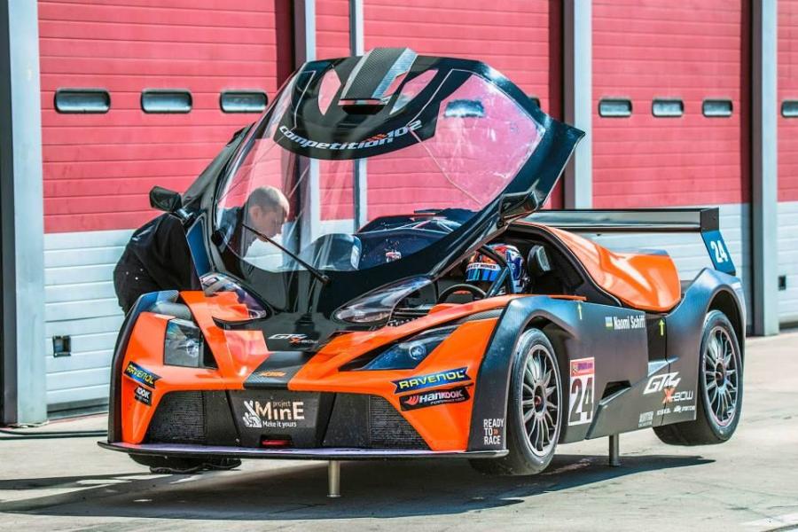  KTM X-Bow GT4 Race Car 2015 года  (фото 12 из 18)